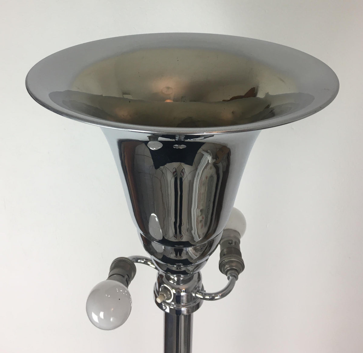 French Art Deco Polished Chrome Floor Lamp — detail 4