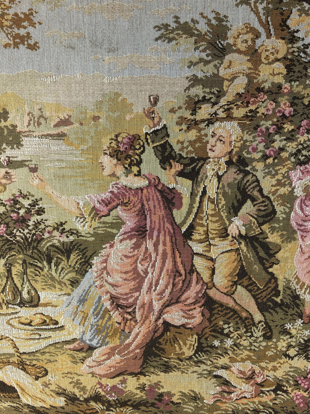 Large French Aubusson Jacquard Tapestry depicting a Pastoral and Romantic Scene — detail 5
