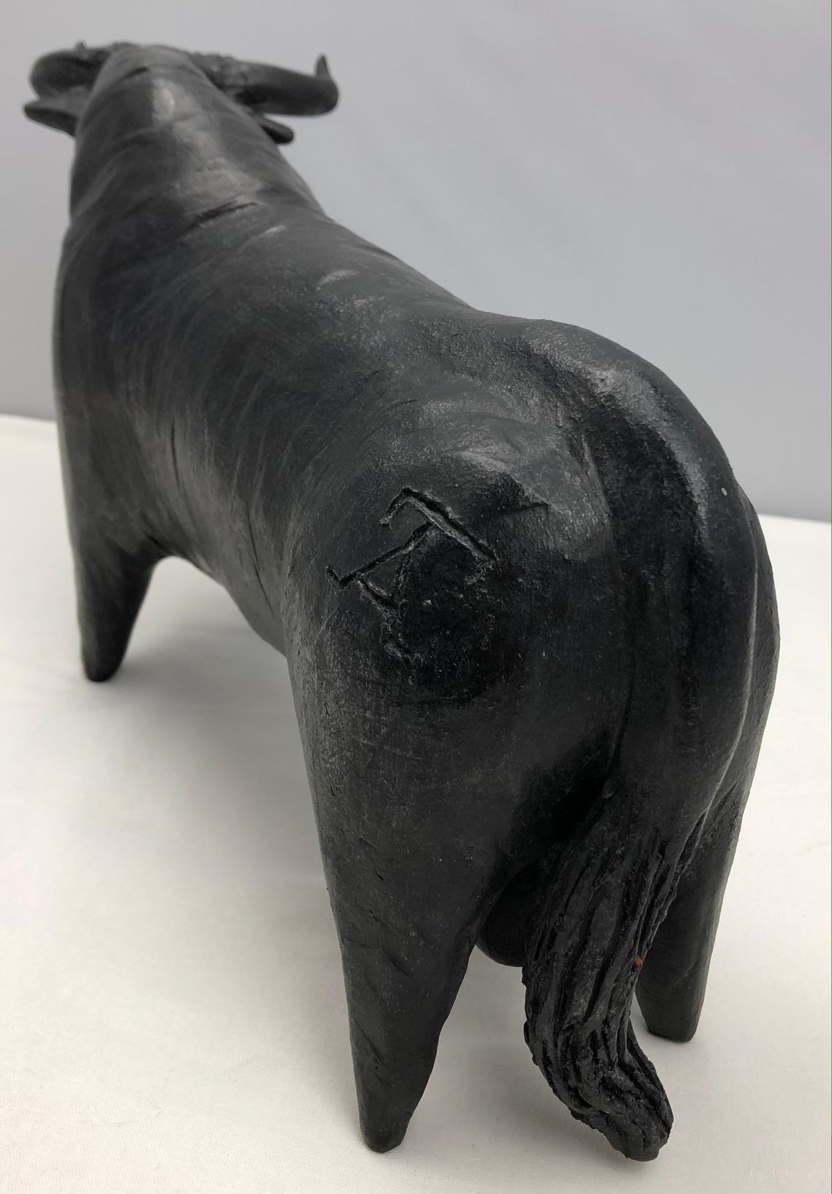 French Mid-Century Carved Earthenware Bull Sculpture Signed Tali, 1970s — detail 7