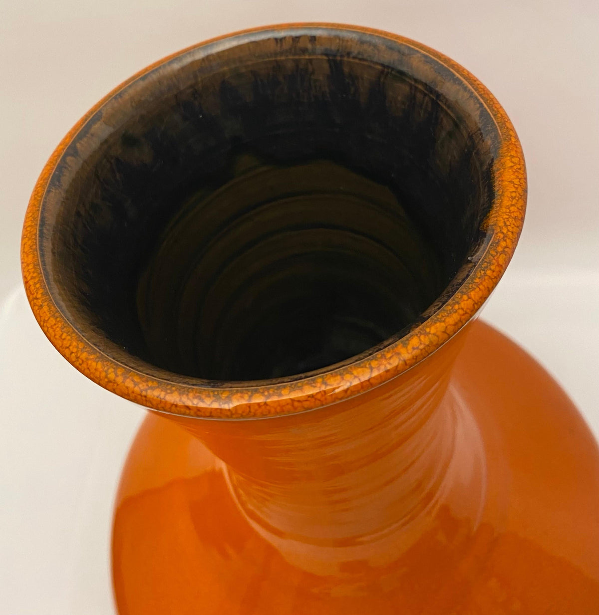 Large Midcentury Ceramic Vase Orange Signed Ferre Sega Mizal — detail 3