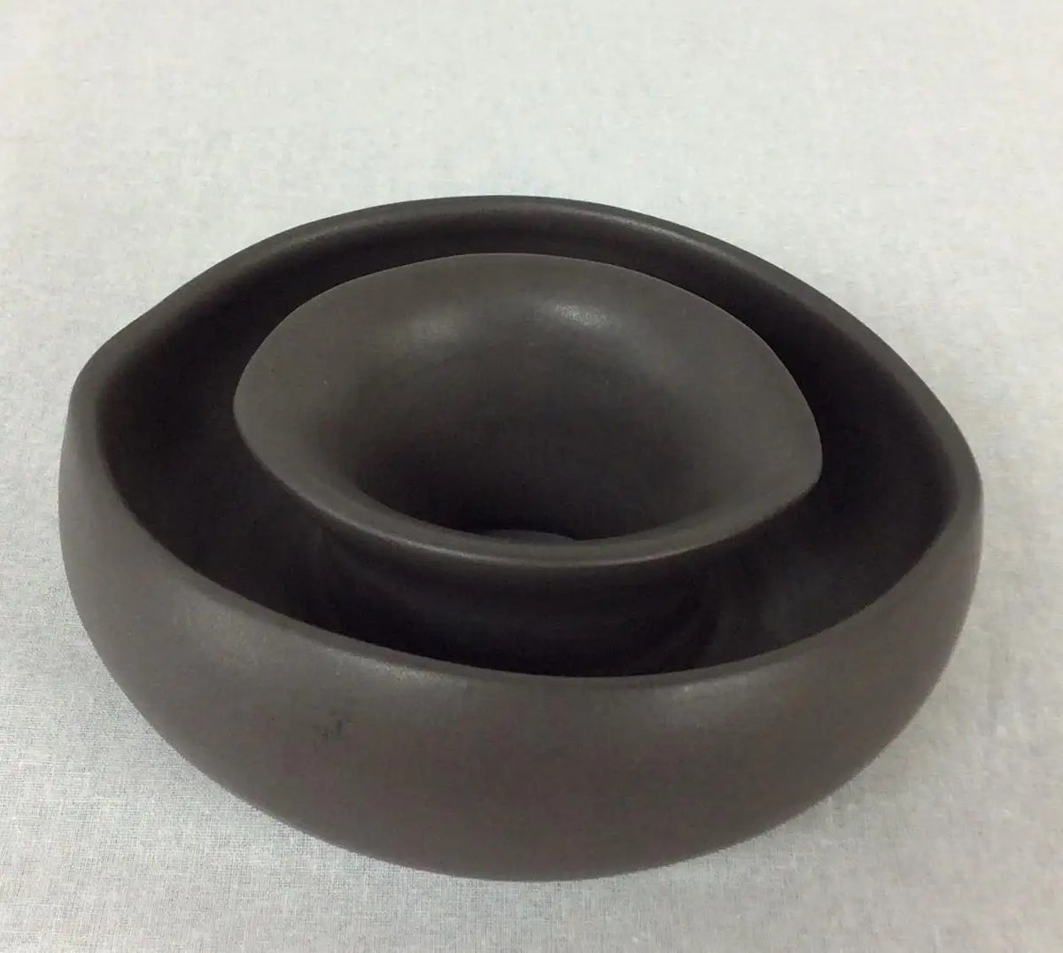 Mid-Century Modern Ceramic Bowl in the Manner of Georges Jouve by Marcel Giraud — detail 3