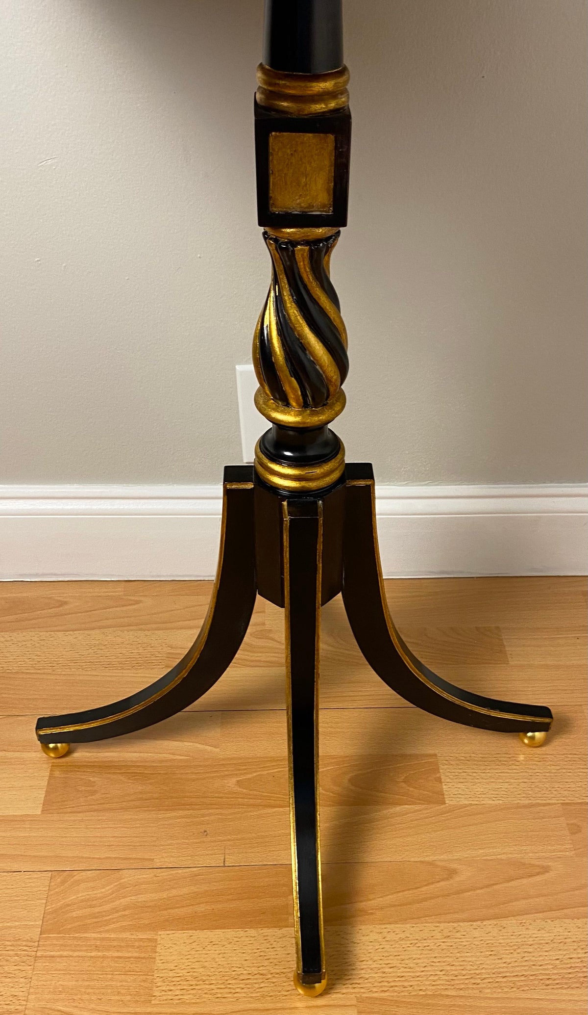 Satinwood and Mahogany End or Side Table by Hilda Flack — detail 6