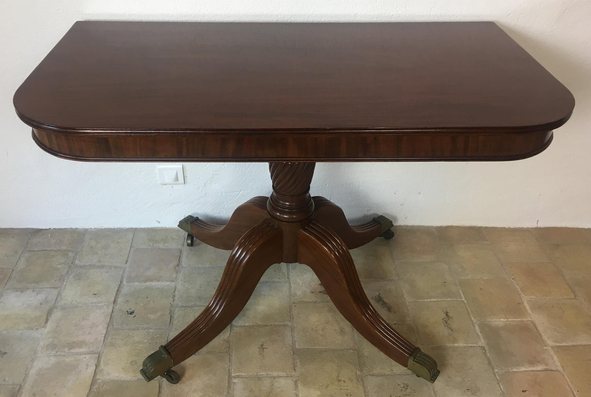 19th Century English Mahogany Double Pedestal Extending Dining Table — detail 12