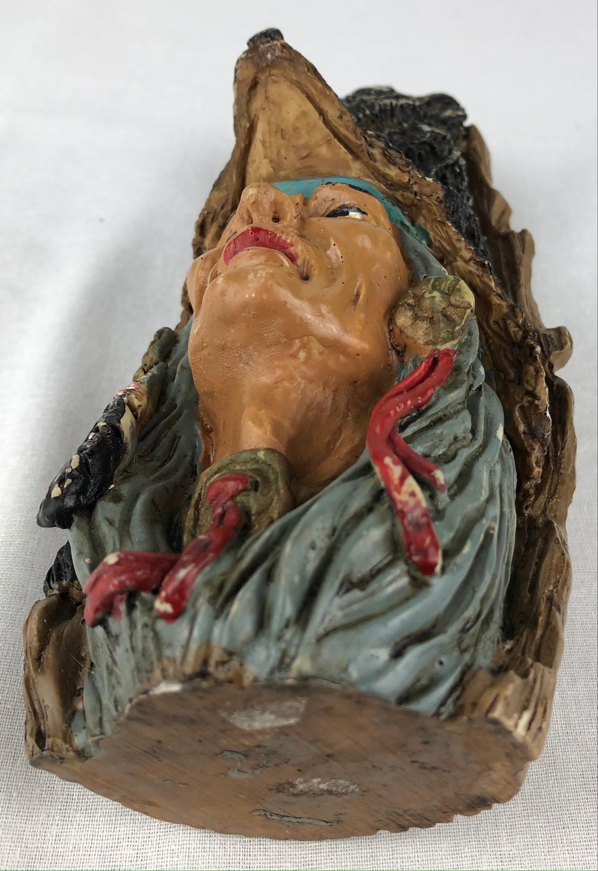 Collectible Native American Indian Hunter with Wolf Headresses — detail 5