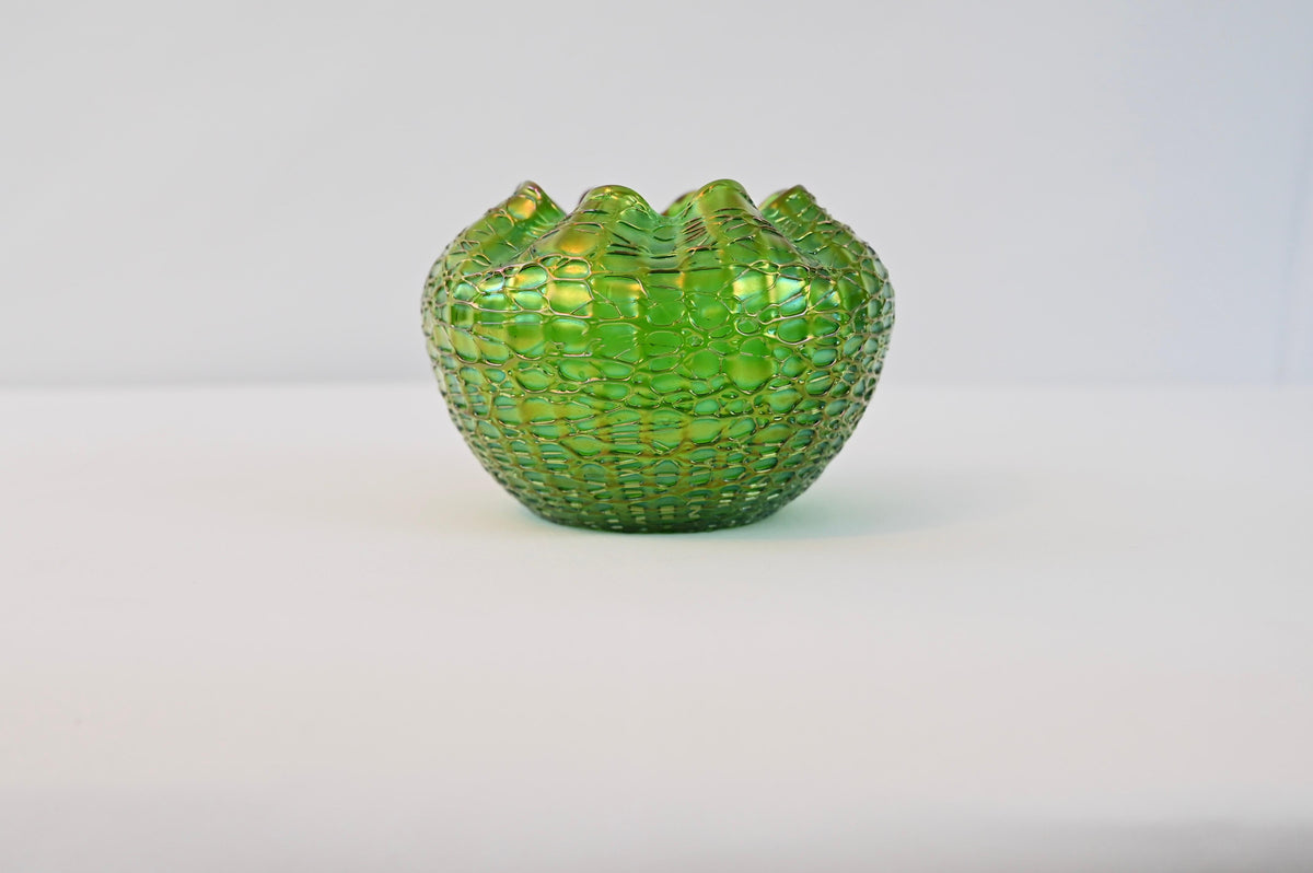 Loetz Art Nouveau Jugendstil Art Glass Bowl — detail 5