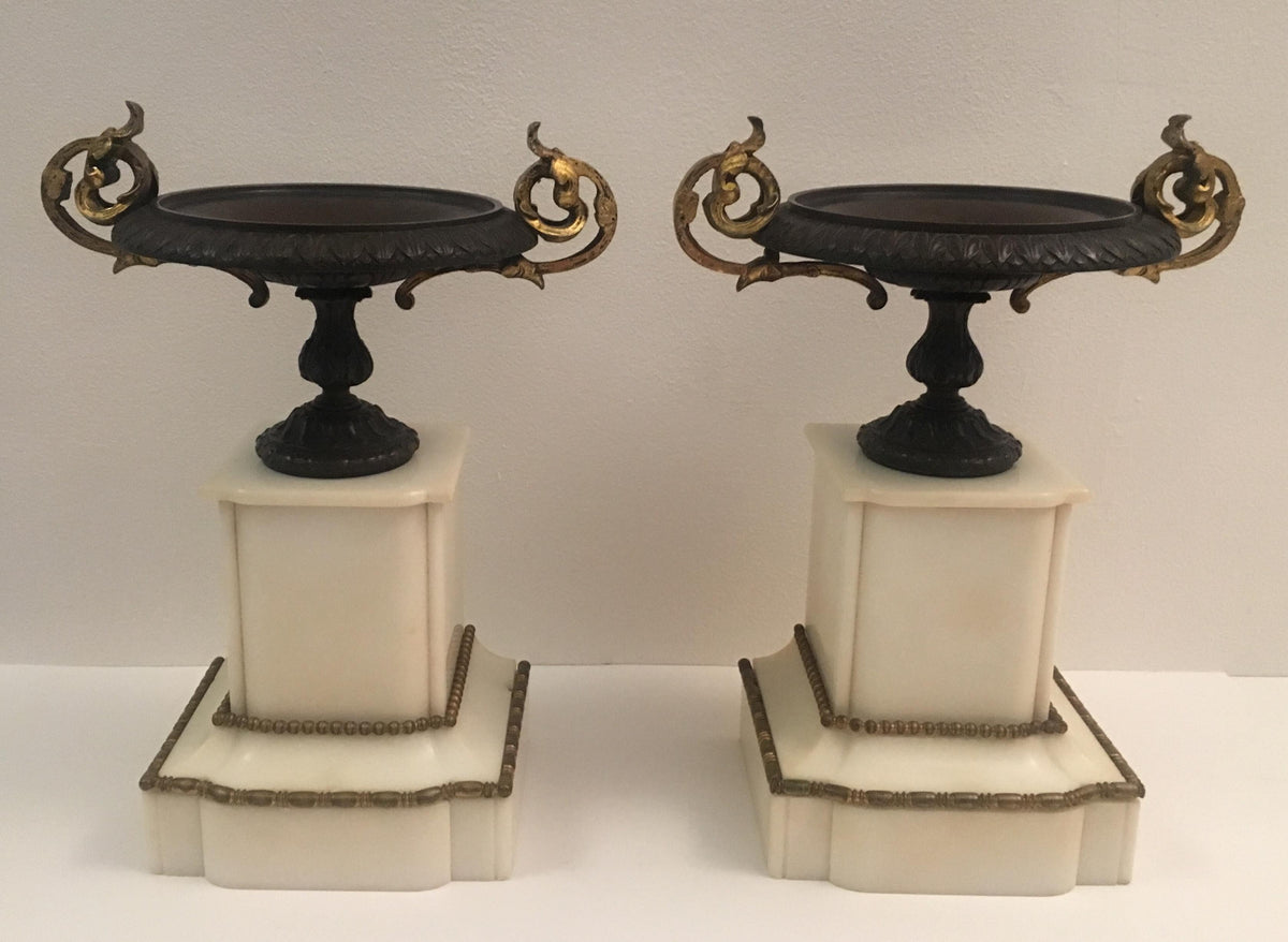 19th Century Neoclassical Gilded Bronze and White Marble Mantel Clock Set — detail 4