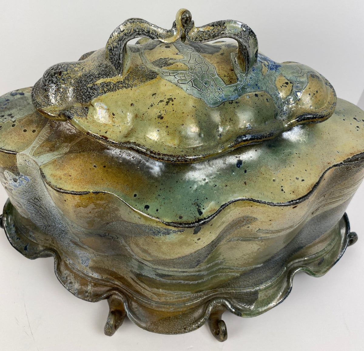 Large Ceramic Centerpiece Signed and Attributed to Pam Bailey — detail 4