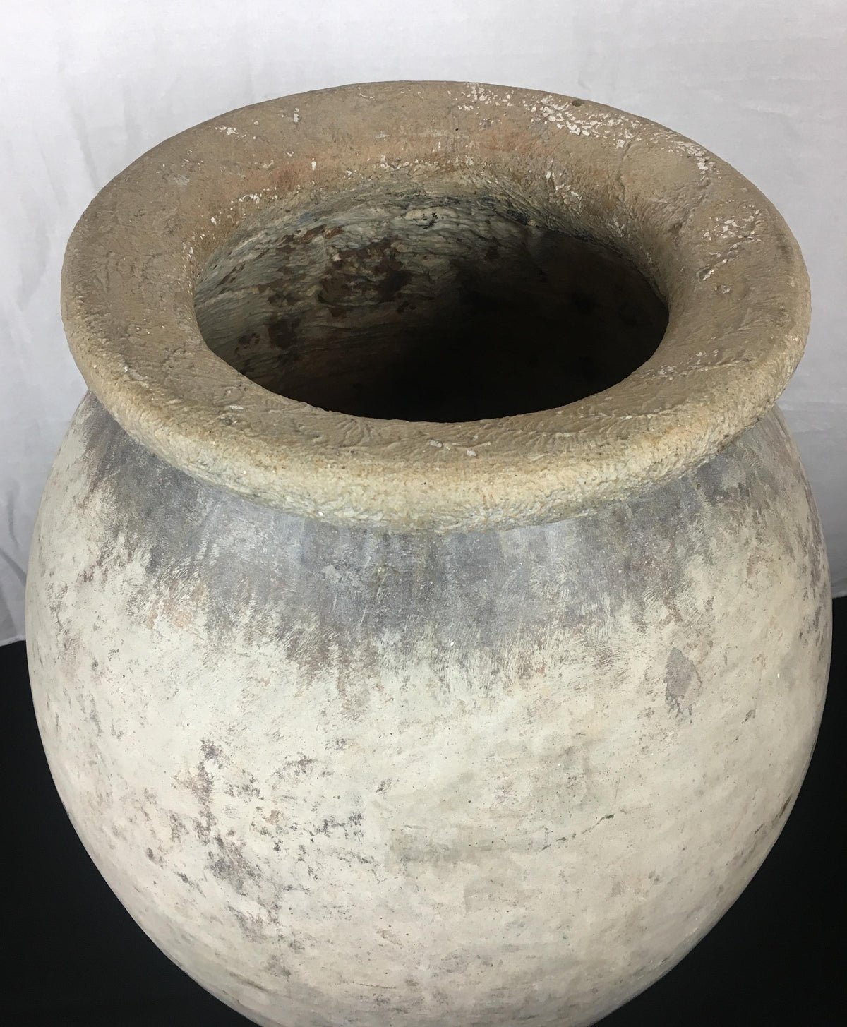 Large Hand Crafted Pot, Garden Element from Historical Estate Beverly Hills, CA — detail 6