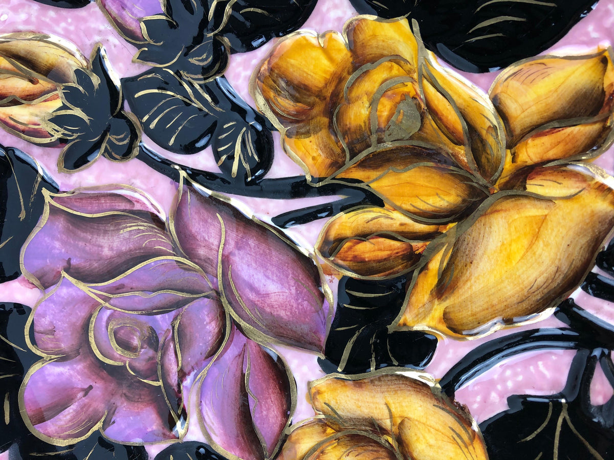 Majolica Platter from Vallauris — detail 2