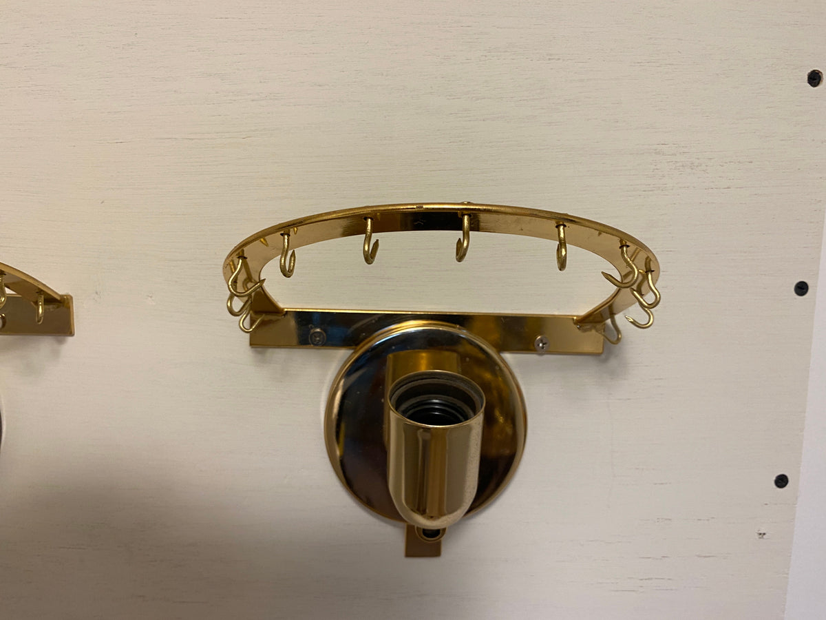 Set of Four Venini Murano Glass and Brass Wall Sconces, Mid-Century Modern — detail 7