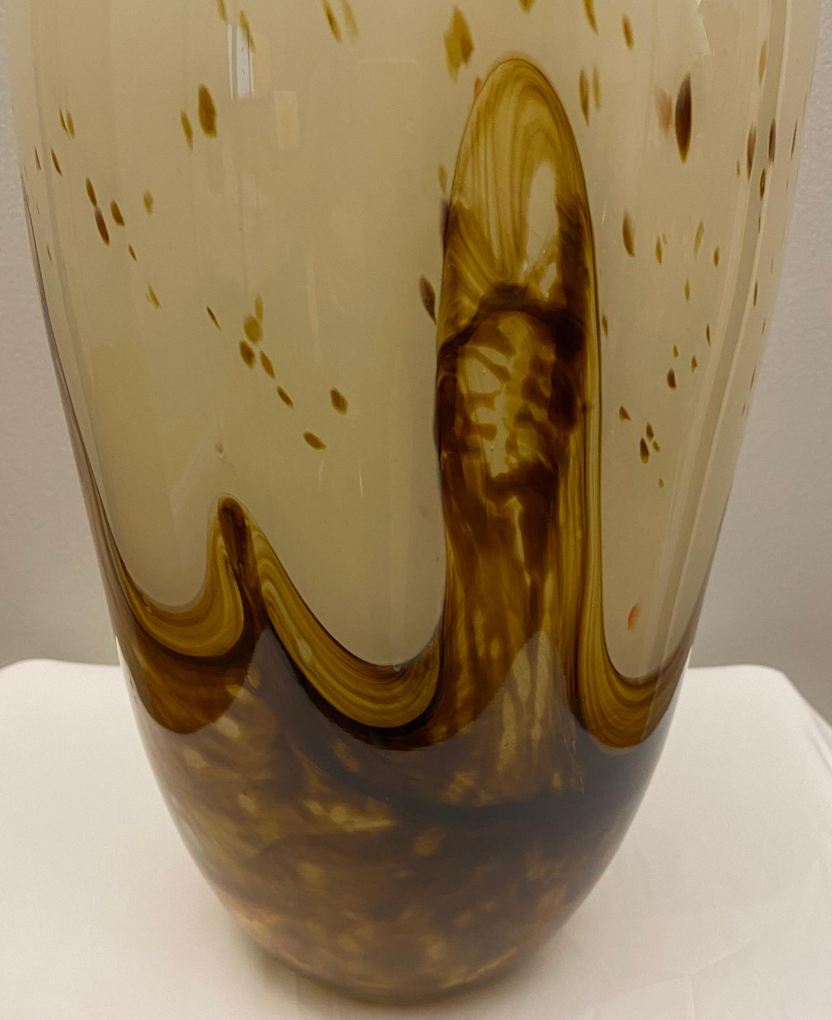 Large Murano Art Glass Vase, Beige & Amber Attrib. to Fratelli Toso — detail 3