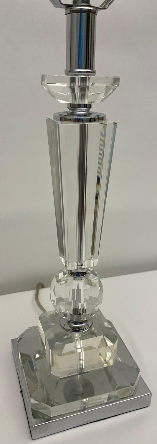 Modern Clear Crystal Table Lamp — detail 2