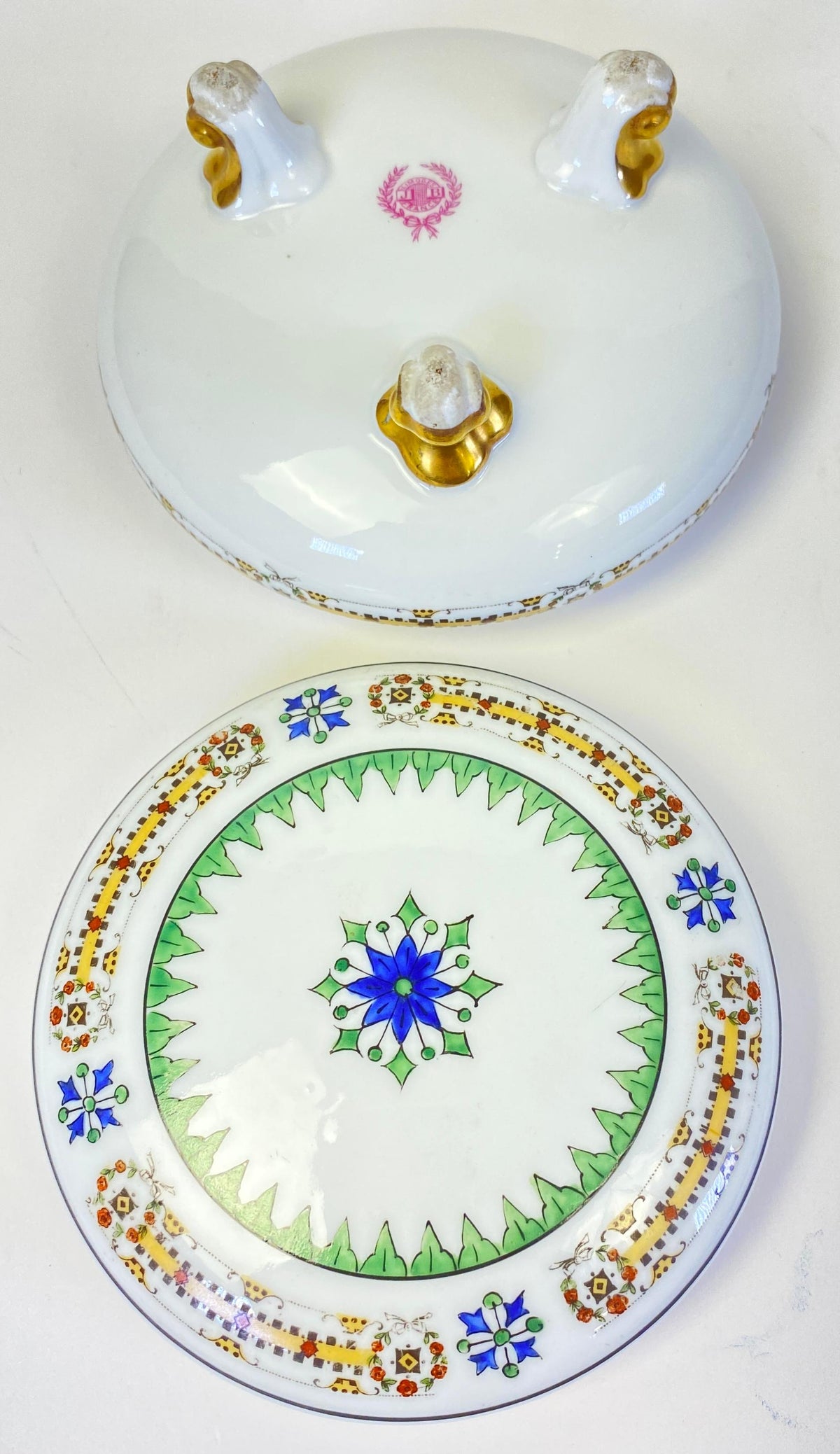 Limoges Footed Gold Trim Trinket or Jewelry Box — detail 6