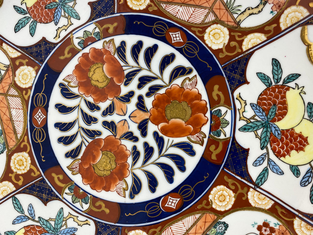 Large Japanese Imari Charger, Bowl or Platter — detail 2