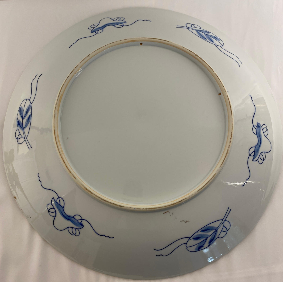 Large Japanese Imari Charger, Bowl or Platter — detail 4