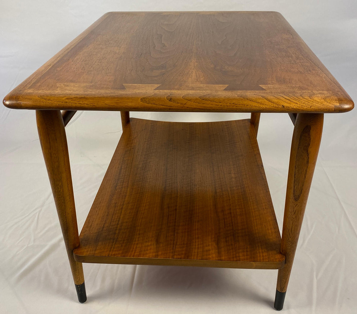 Scandinavian Style Wooden Coffee Table or End Table with Bottom Shelf — detail 2