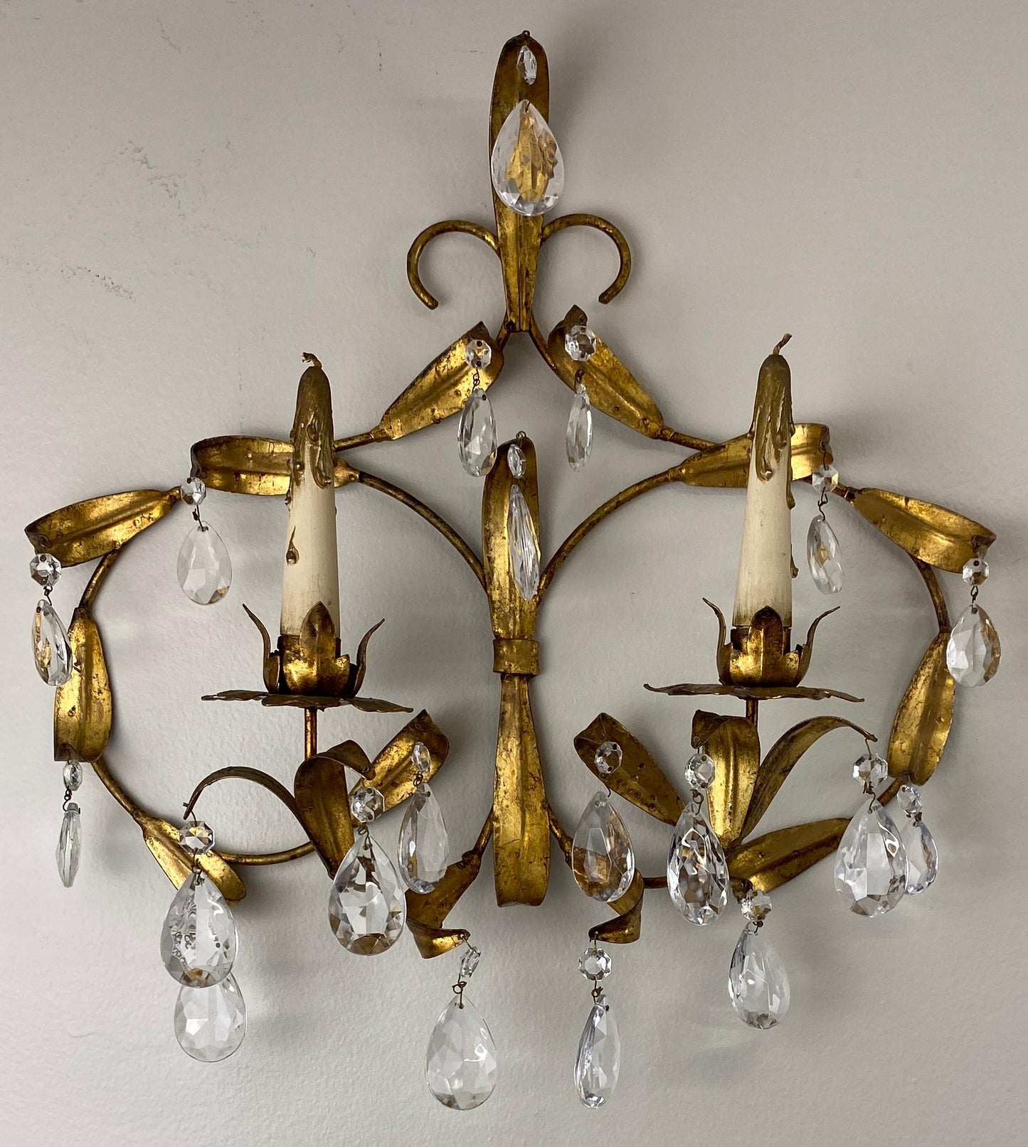 Pair of Maison Baguès Style Mid-20th Century Gilt Metal and Crystal Wall Sconces — detail 9