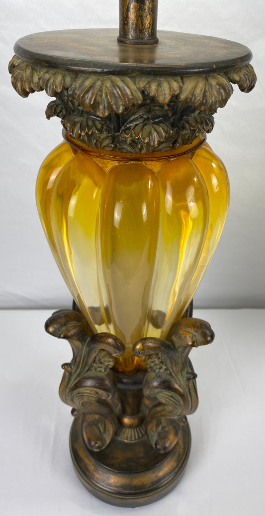 Amber Colored Pair of Mid-Century Glass Table Lamps with Beige Silk Shades — detail 2