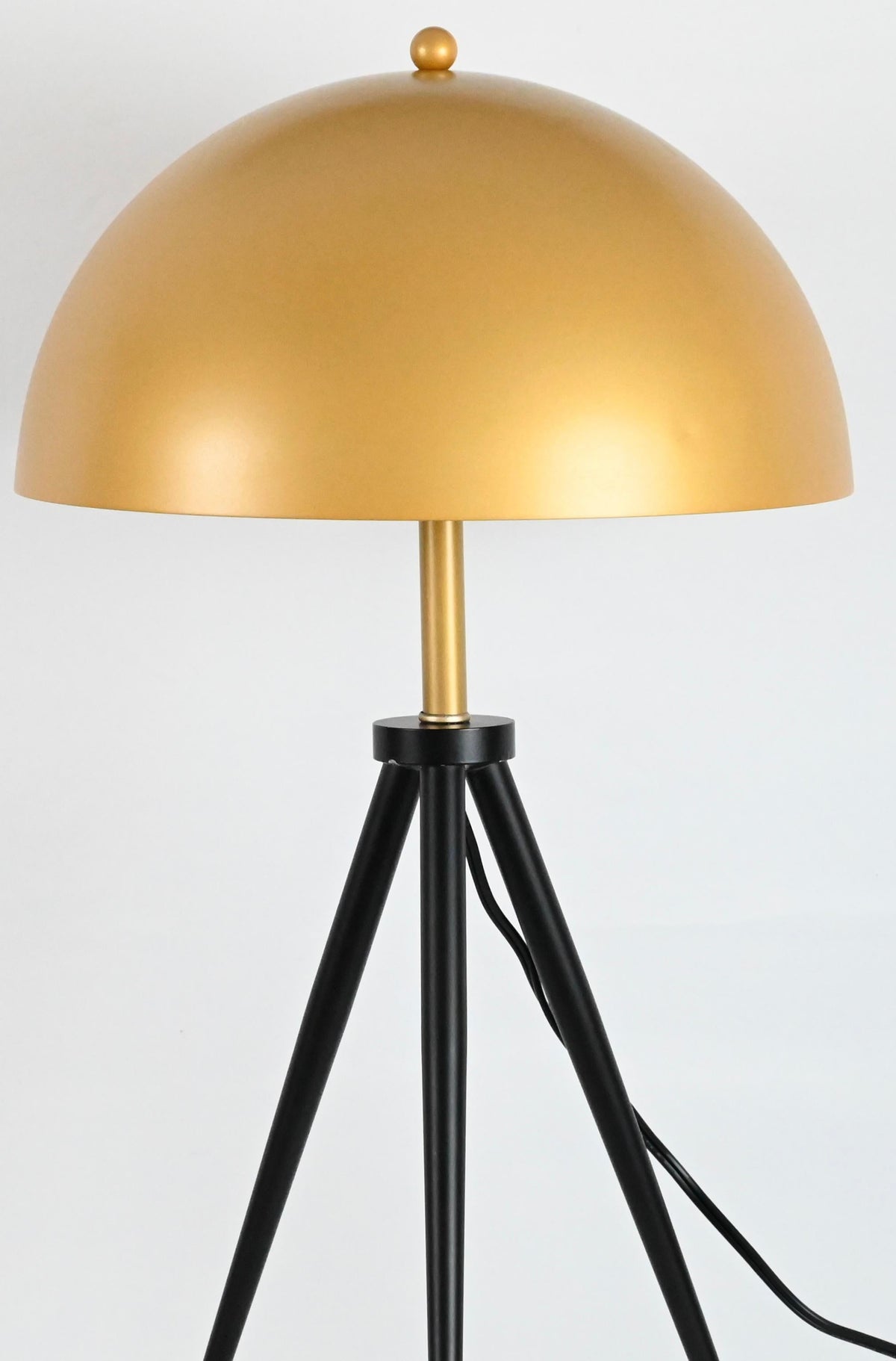 Pair of Tripod Table Lamps — detail 5