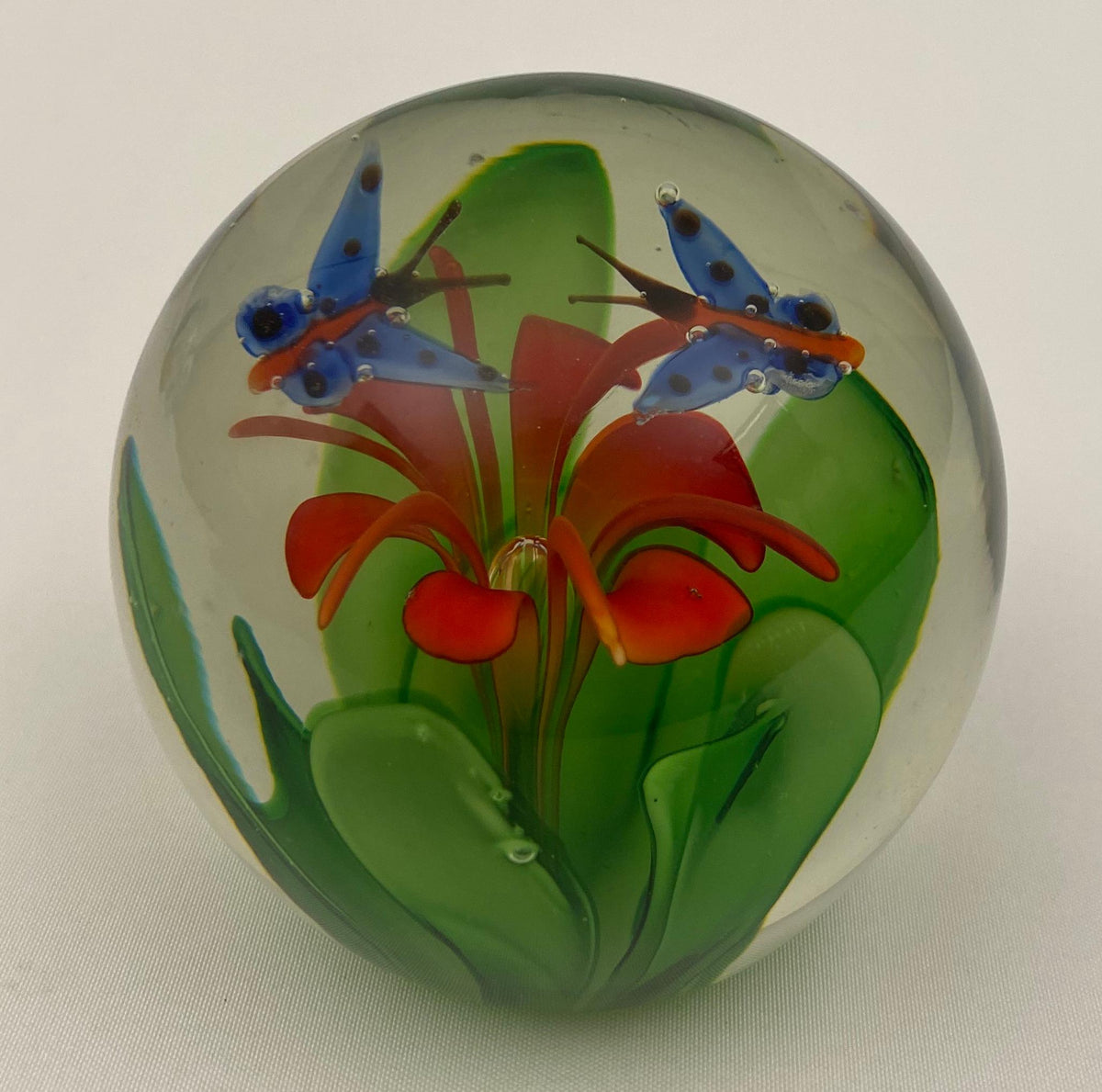 Murano Limited Edition Paperweight with Two Blue Butterflies — detail 2