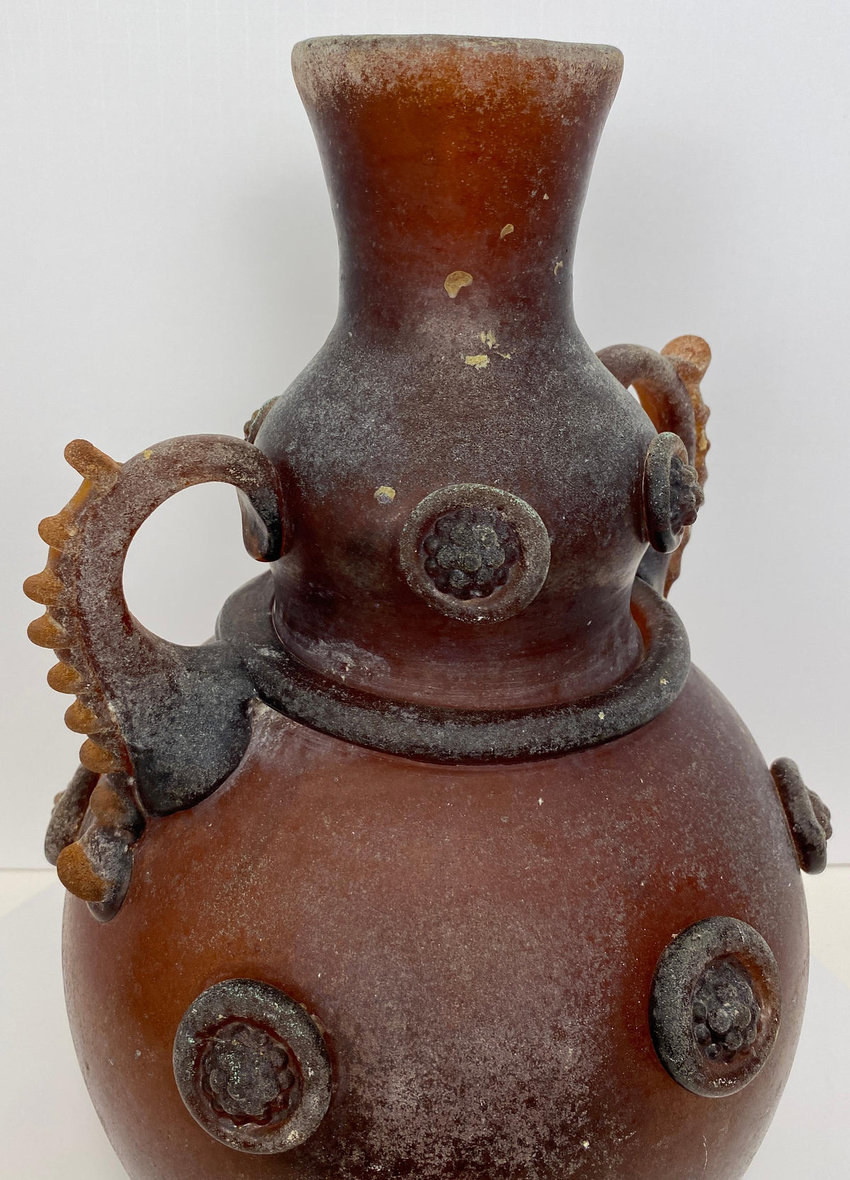 Art Deco Murano Art Glass Vase, Roman Revival Scavo Amphora with Applied Handles — detail 5