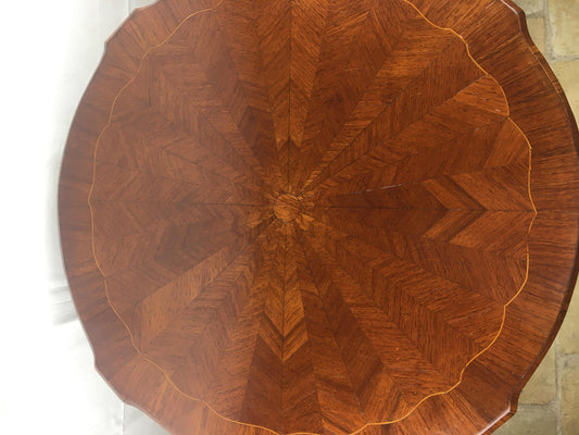 French Louis XV Style Walnut Marquetry End, Side or Cocktail Table — detail 2