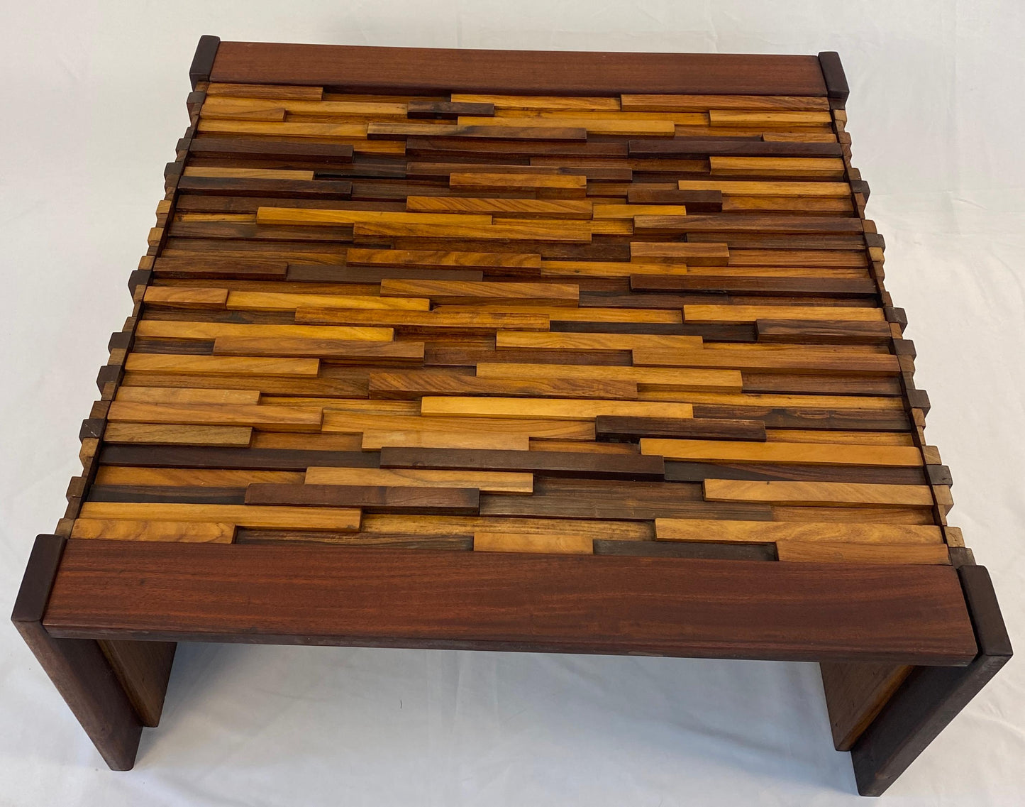 Brazilian MCM Brutalist Folding Coffee Table by Percival Lafer, 1960s — detail 5