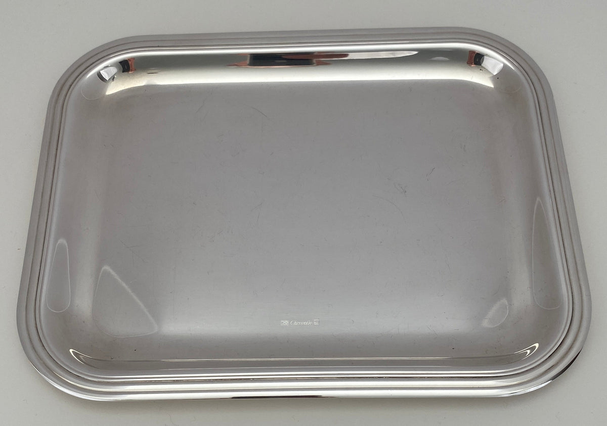 Small French Art Deco silver-plated cocktail tray by Christofle, with a faceted rim and rounded rectangular form