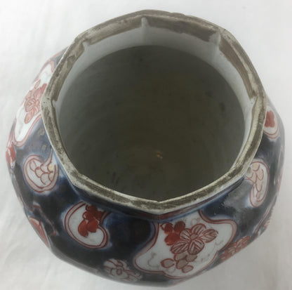 Antique Japanese Ko-Imari Vase, Genroku Era Style — detail 6