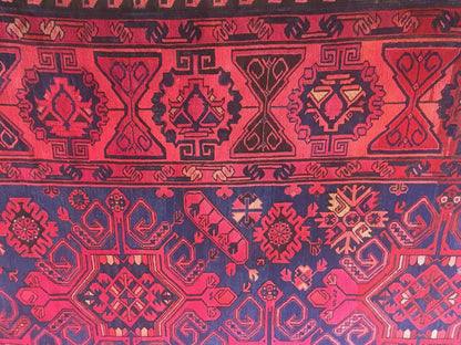 Large Traditional Hand Knotted Tribal Wool Rug, circa 1920 — detail 9