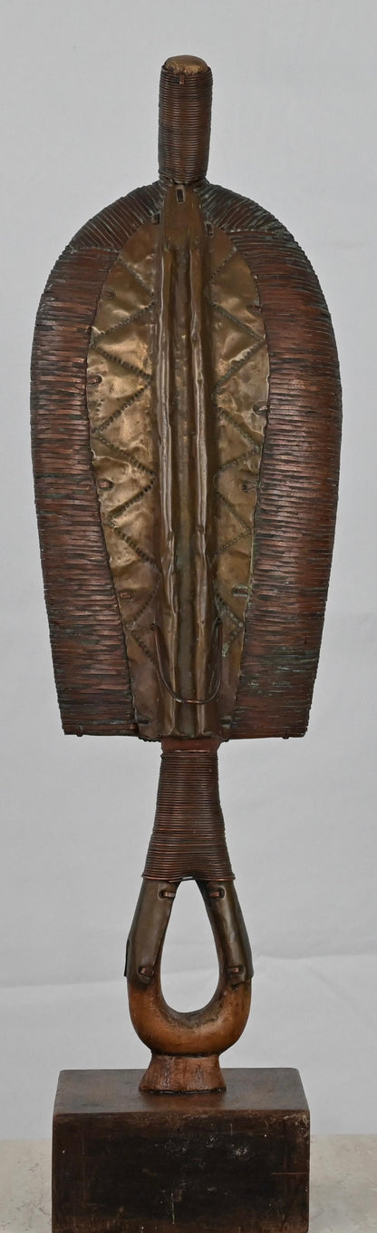 African Tribal Statue Osseyba or Reliquary Figure Kota Mohongwe Peoples Art — detail 5