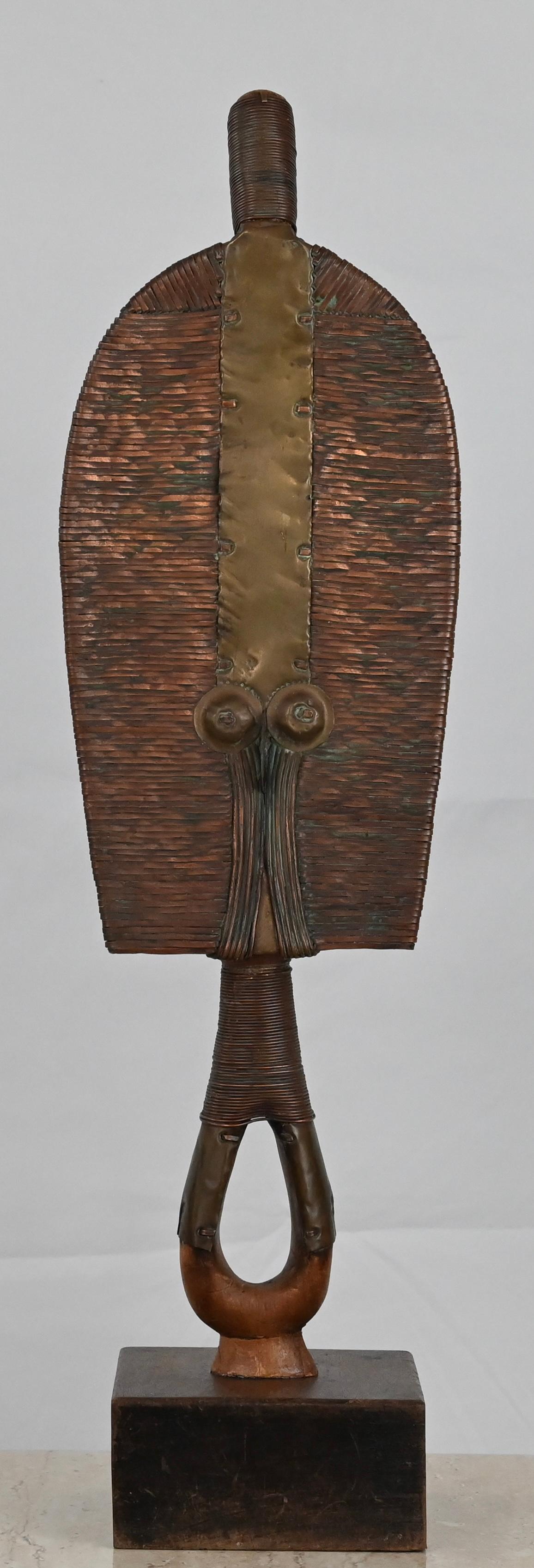 African Tribal Statue Osseyba or Reliquary Figure Kota Mohongwe Peoples Art — detail 6