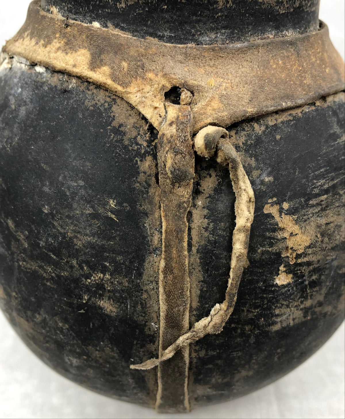 Central African Tribal Pot or Wooden Vase Neutral Brown — detail 3