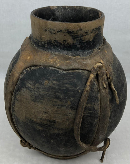 Central African Tribal Pot or Wooden Vase Neutral Brown — detail 5