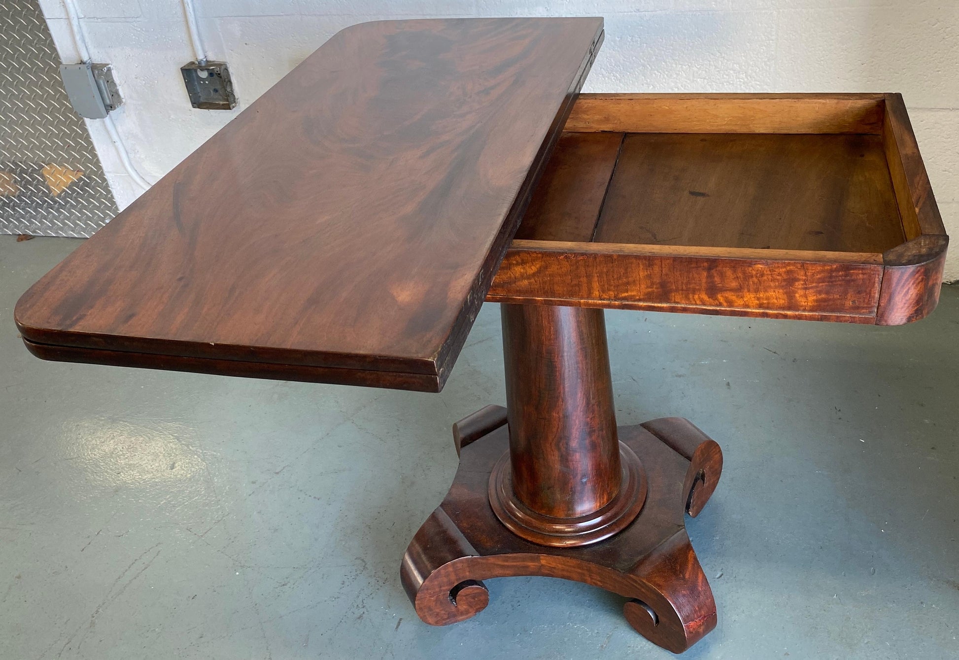 Antique American Empire Style Cuban Mahogany Game Table — detail 10