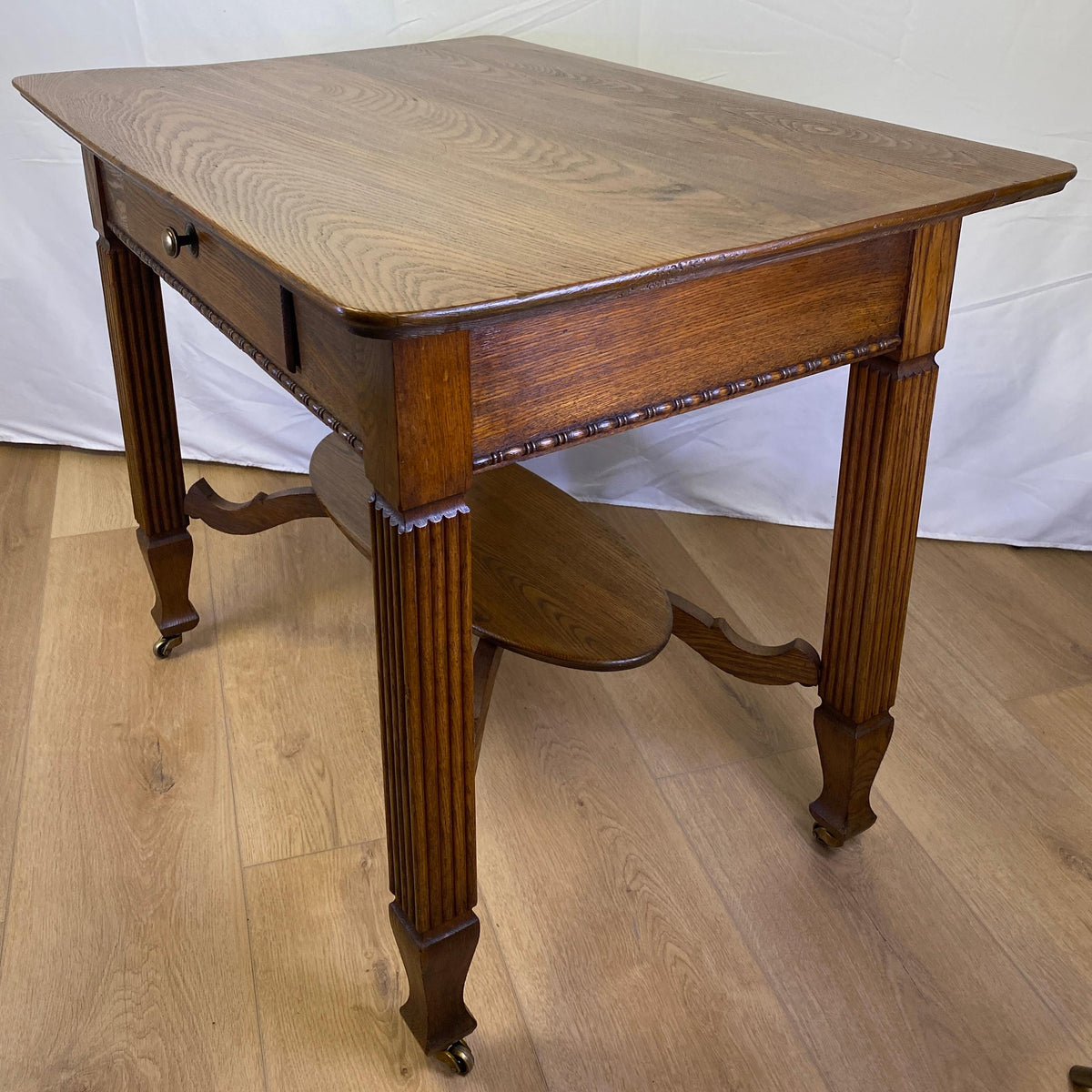 Elegant Vintage Oak Side Table with Drawer & Lower Shelf – Classic Fluted Legs — detail 6