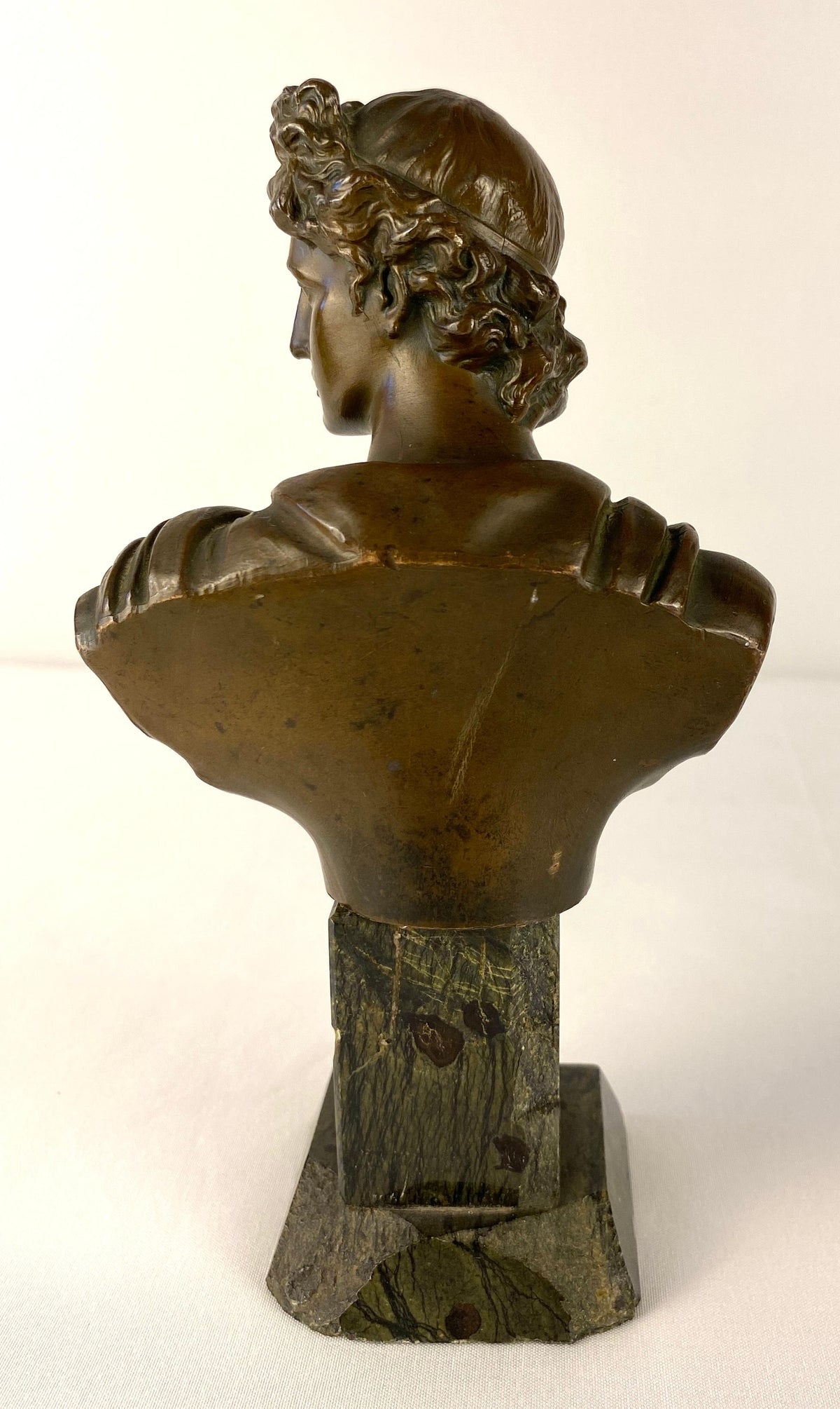 Pair of Neoclassical Bronze Busts Apollo and Diana Mounted on Black Marble — detail 3
