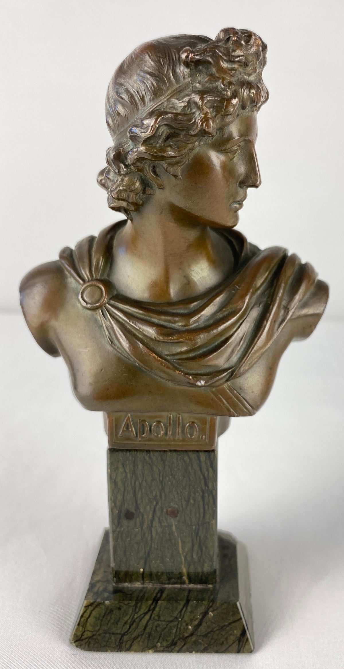 Pair of Neoclassical Bronze Busts Apollo and Diana Mounted on Black Marble — detail 6