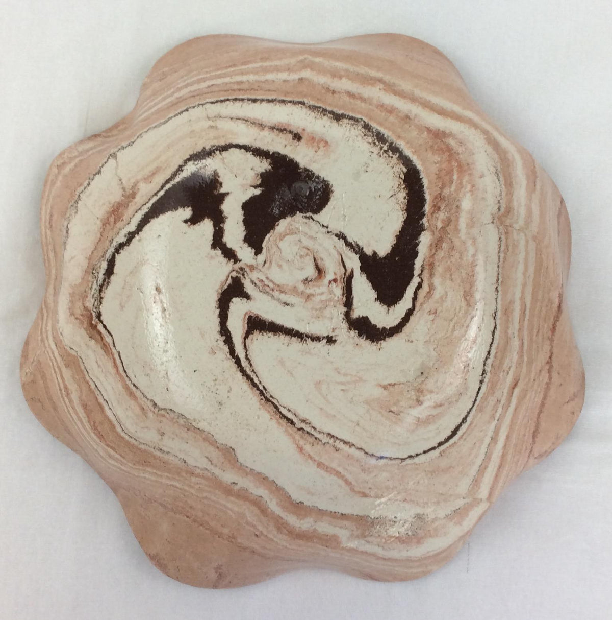Decorative Apt Mixed Earths Bowl or Large Vide Poche — detail 5