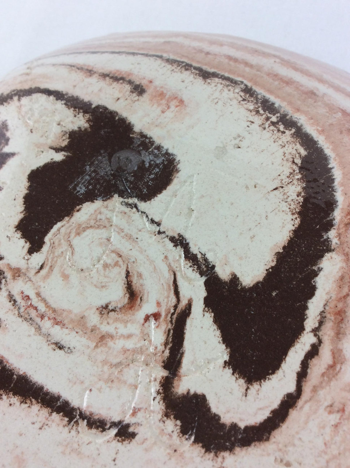 Decorative Apt Mixed Earths Bowl or Large Vide Poche — detail 2