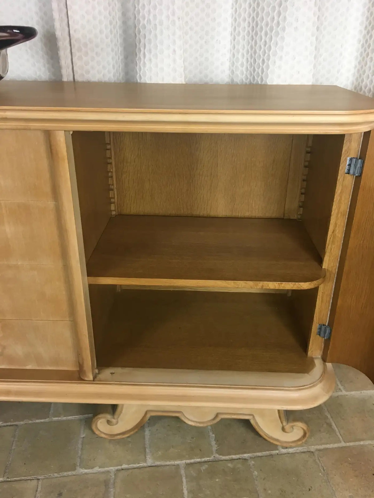 French Mid-Century Blonde Sycamore Credenza in the Style of André Arbus, 1940s, — detail 8