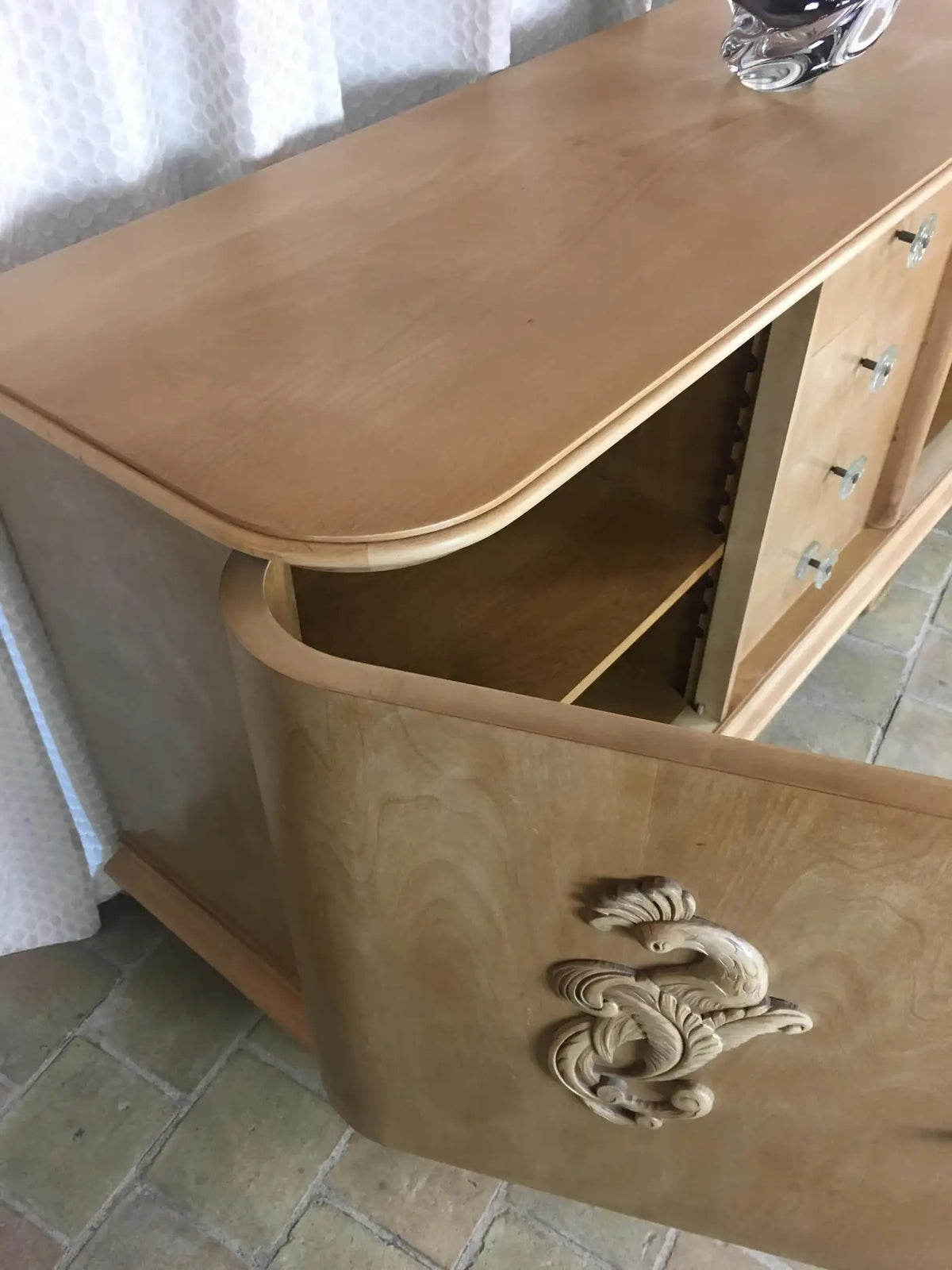 French Mid-Century Blonde Sycamore Credenza in the Style of André Arbus, 1940s, — detail 4