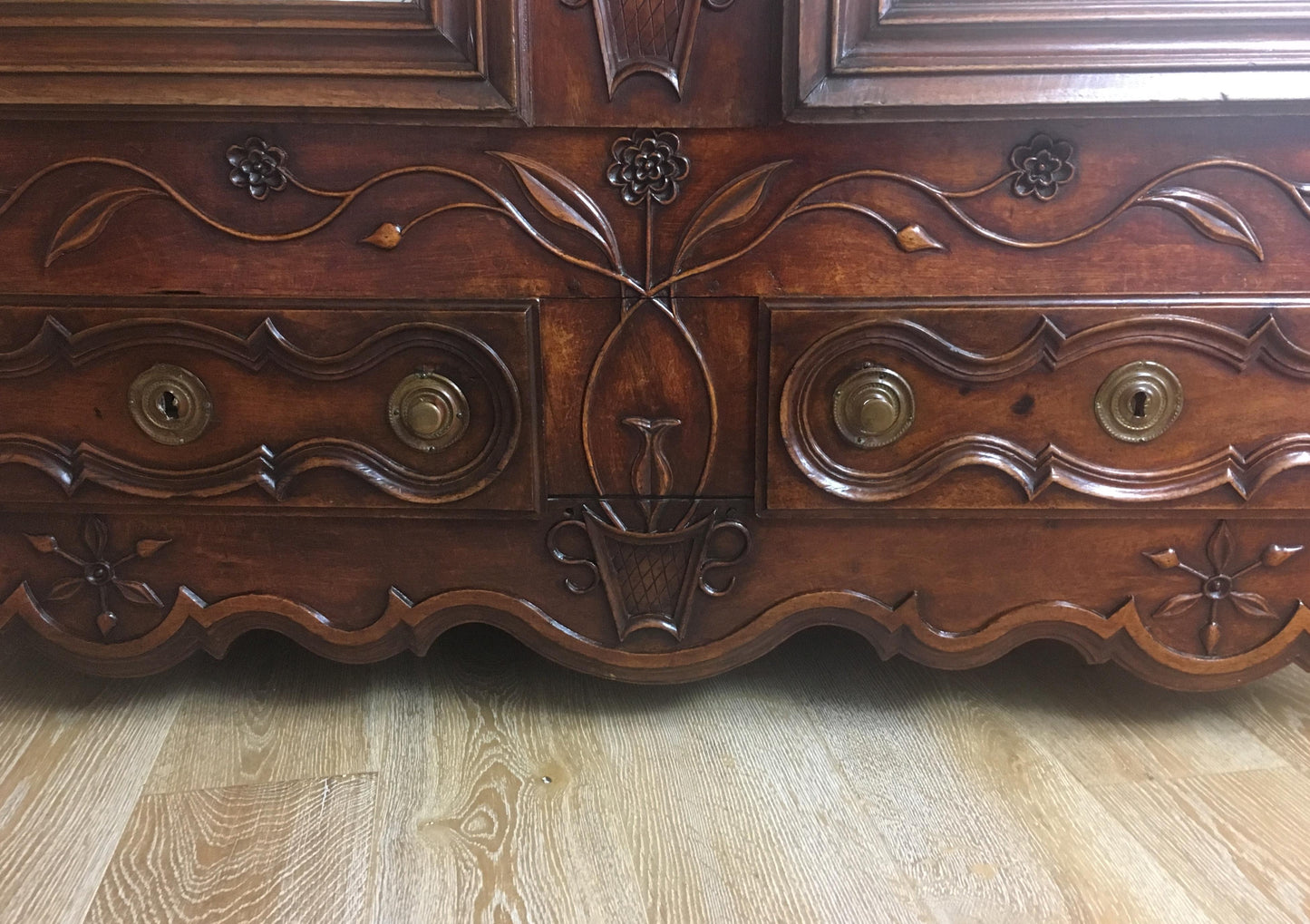 18th Century French Louis XV Armoire, Antique Walnut Armoire Louis XV Style — detail 4