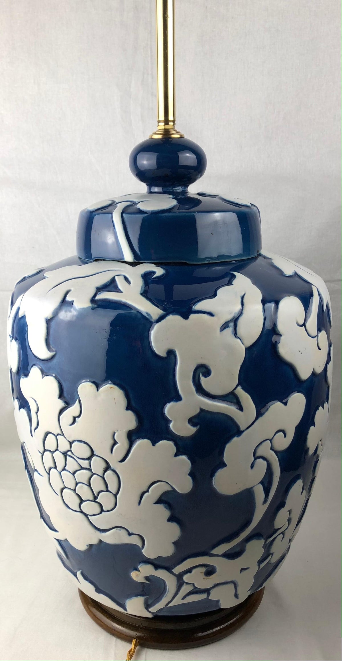 Large Blue and White French Porcelain Table Lamp with High Relief Motifs — detail 12