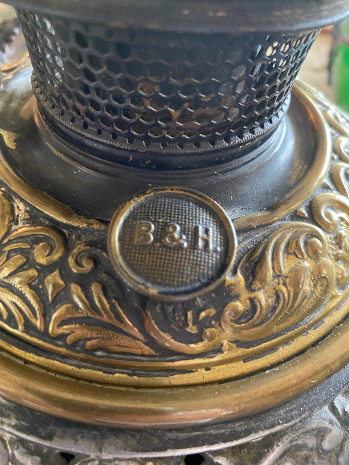 Bradley & Hubbard Victorian Style Oil Lamp with Hand Painted Hurricane Glass — detail 3