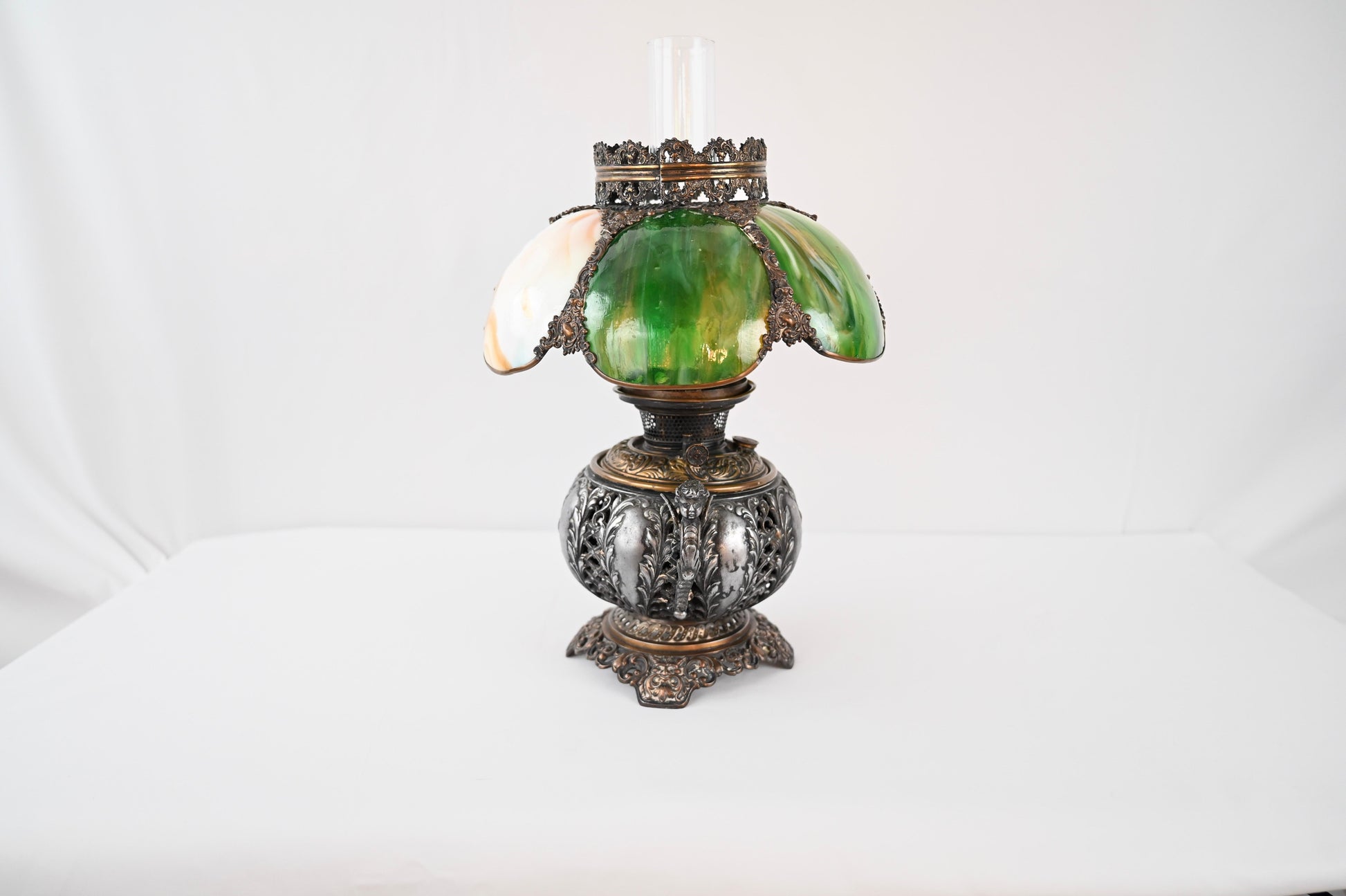 Bradley & Hubbard Victorian Style Oil Lamp with Hand Painted Hurricane Glass — detail 8