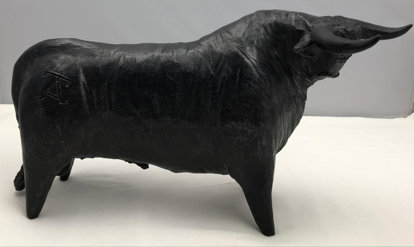 French Mid-Century Carved Earthenware Bull Sculpture Signed Tali, 1970s — detail 5