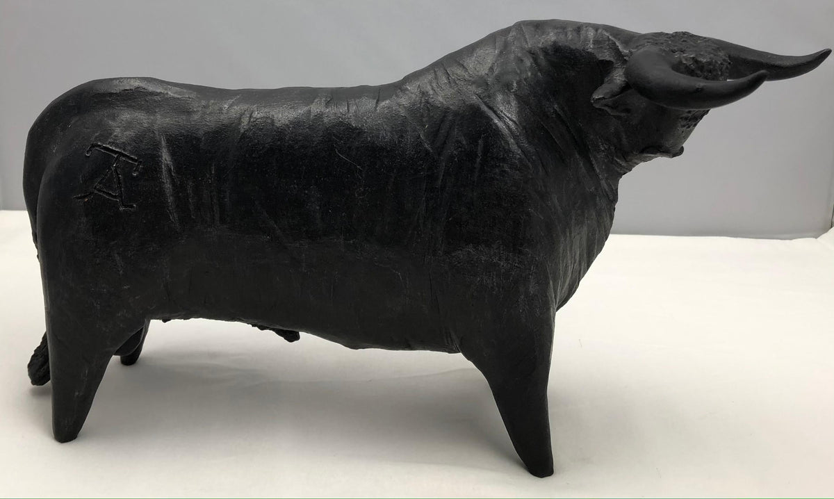 French Mid-Century Carved Earthenware Bull Sculpture Signed Tali, 1970s — detail 5