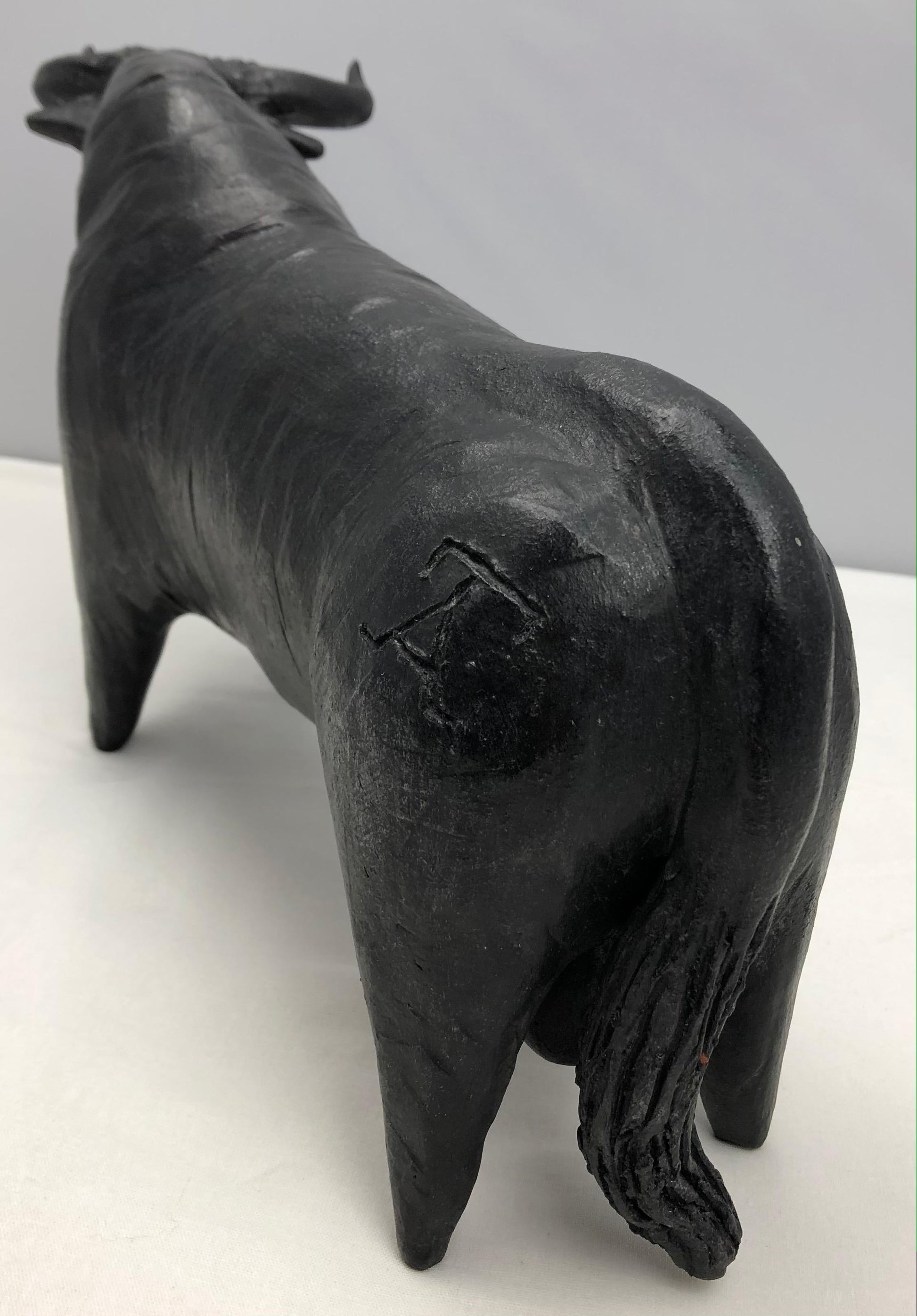 French Mid-Century Carved Earthenware Bull Sculpture Signed Tali, 1970s — detail 7