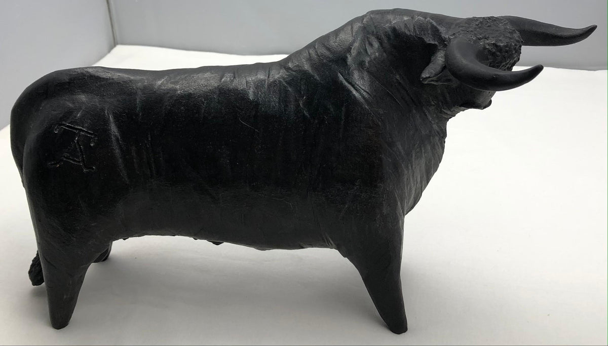French Mid-Century Carved Earthenware Bull Sculpture Signed Tali, 1970s — detail 10